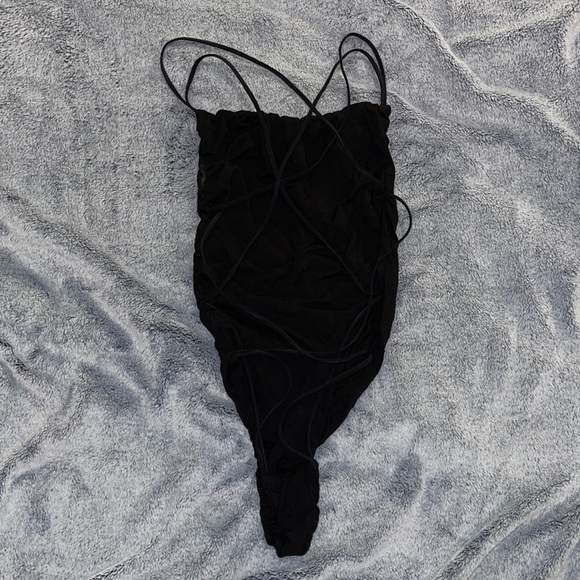 Verdusa Strappy Backless Bodysuit - Black - Picture 5 of 6